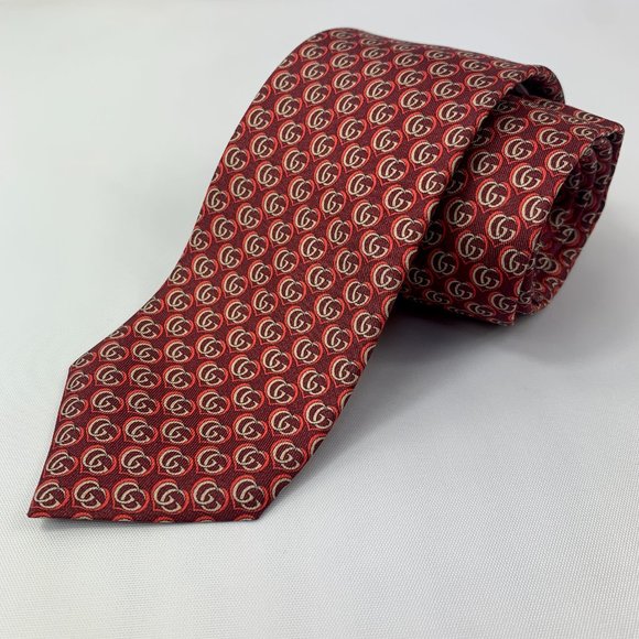 Gucci Silk Twill Love Tie in Red NEW - Picture 1 of 9